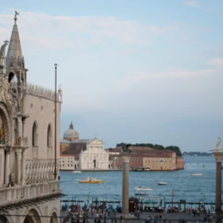 Canaletto Luxury - San Marco Luxury Hotel