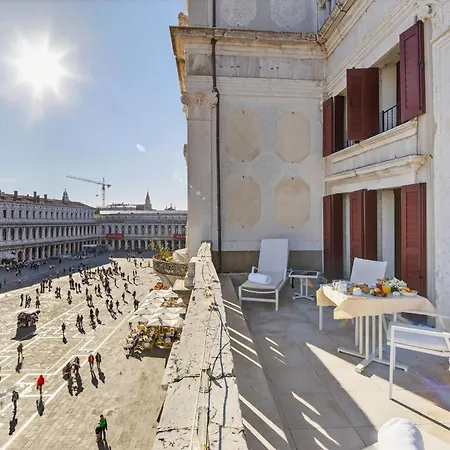 Canaletto Luxury - San Marco Luxury 4* Benátky