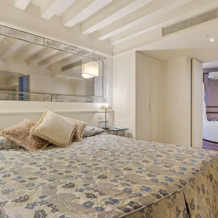 Canaletto Luxury - San Marco Luxury Hotel Benátky
