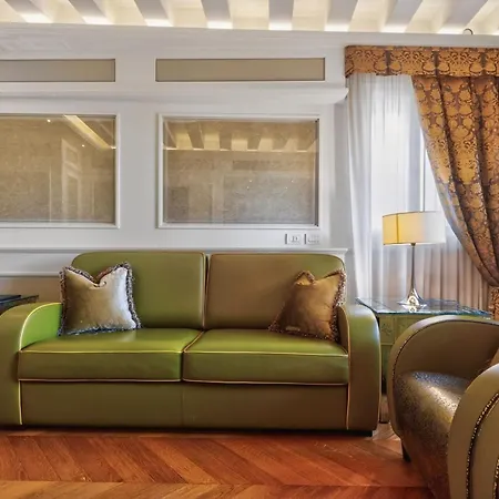 Canaletto Luxury - San Marco Luxury Hotel Benátky